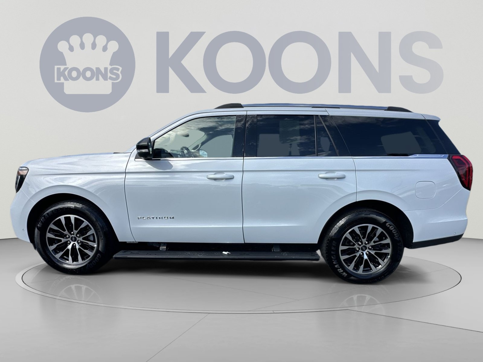 Certified 2025 Ford Expedition Platinum AWD/4WD image 7