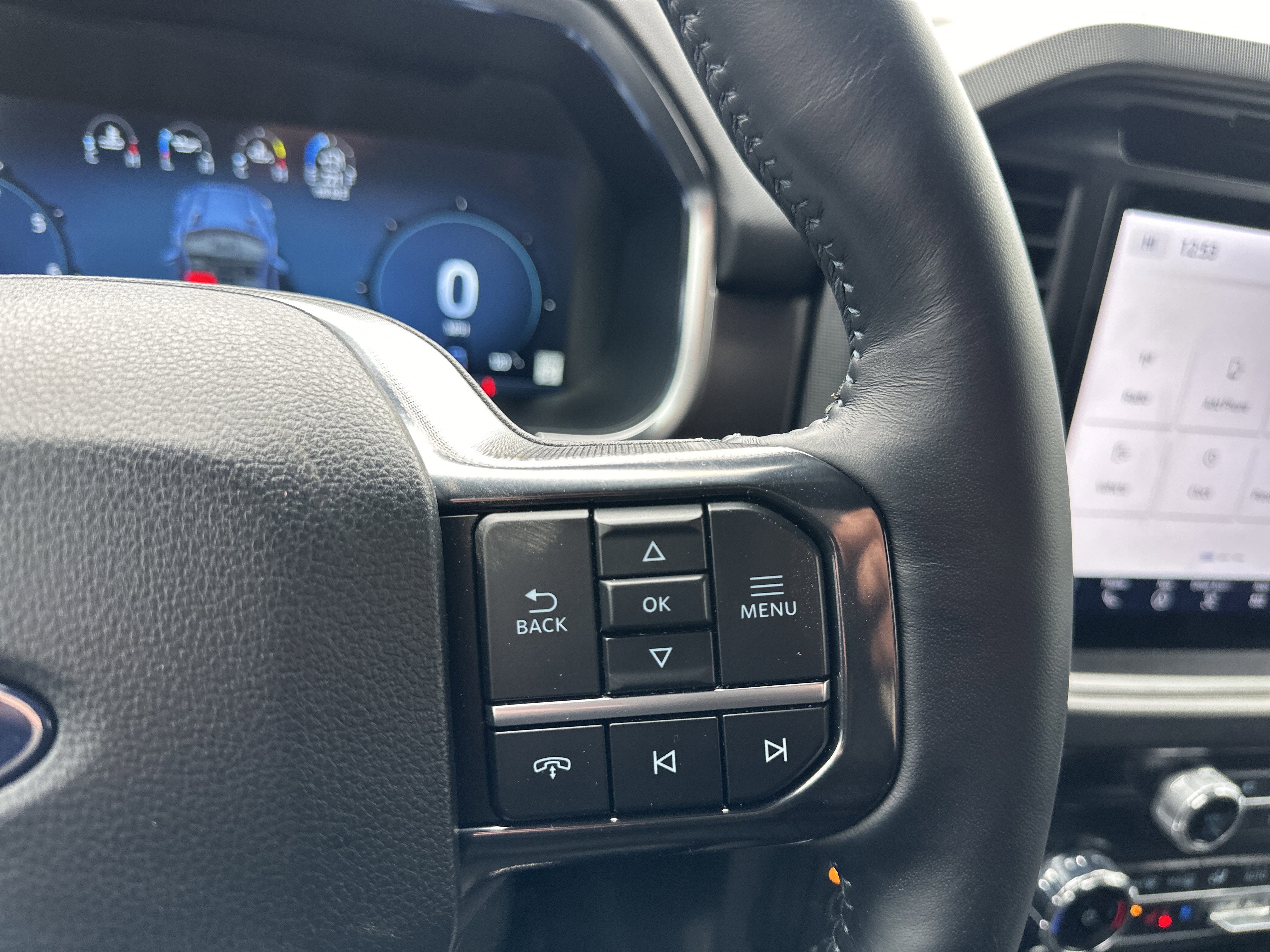 Certified 2025 Ford F150 Platinum image 23