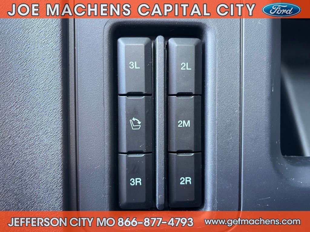 Certified 2025 Ford Expedition Max Platinum image 11