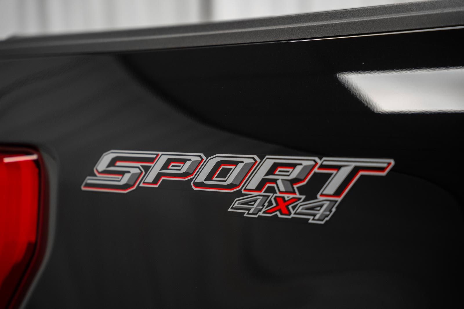 Certified 2023 Ford F150 Lariat w/ Equipment Group 502A High image 19