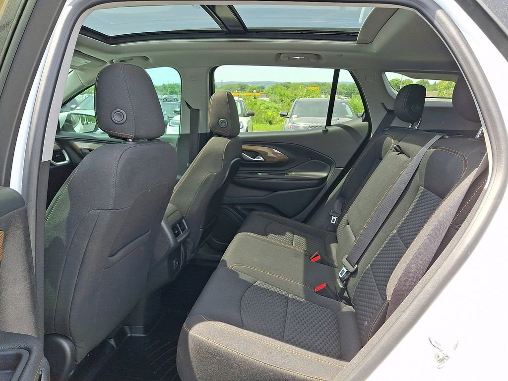 Used 2020 GMC Terrain SLE w/ Driver Convenience Package AWD/4WD image 10