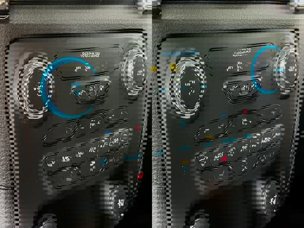 Certified 2022 Ford Ranger Lariat w/ Tremor Off-Road Package image 17