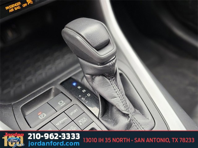 Used 2021 Toyota RAV4 XLE image 25