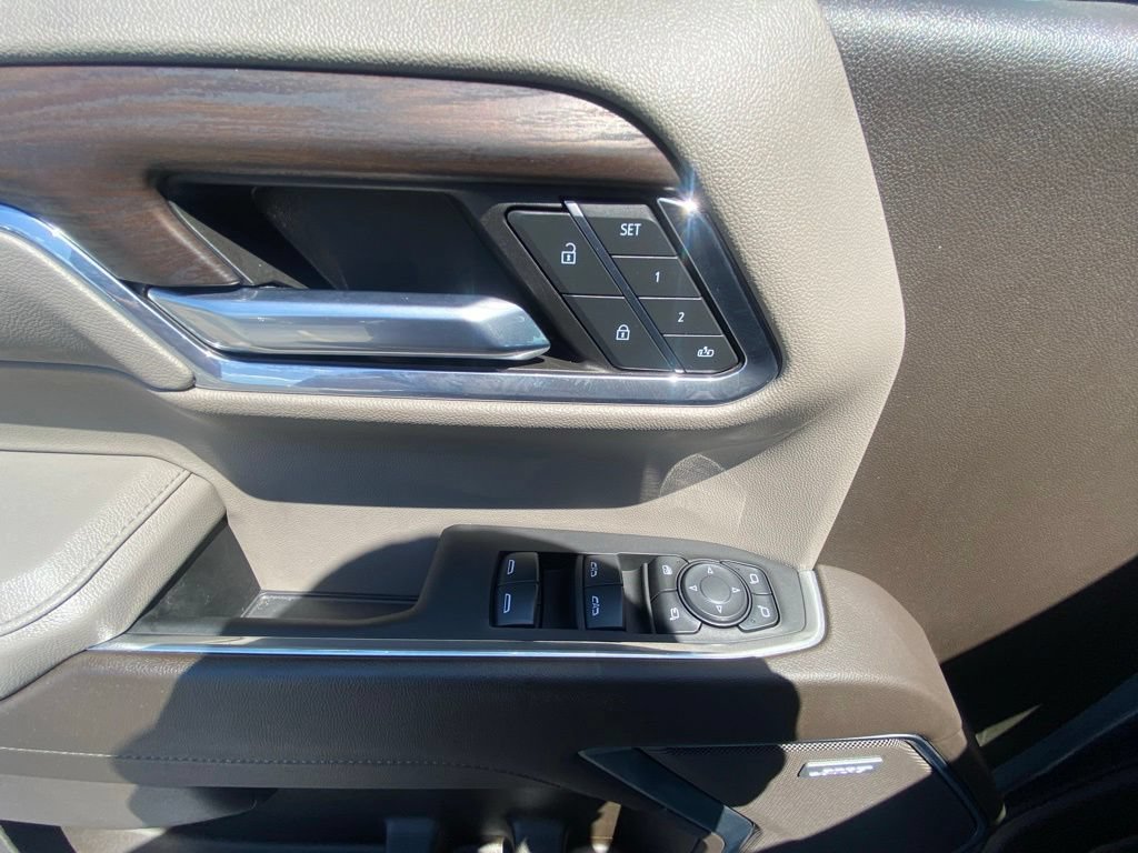 Used 2024 GMC Sierra 1500 SLT w/ SLT Premium Package AWD/4WD image 11