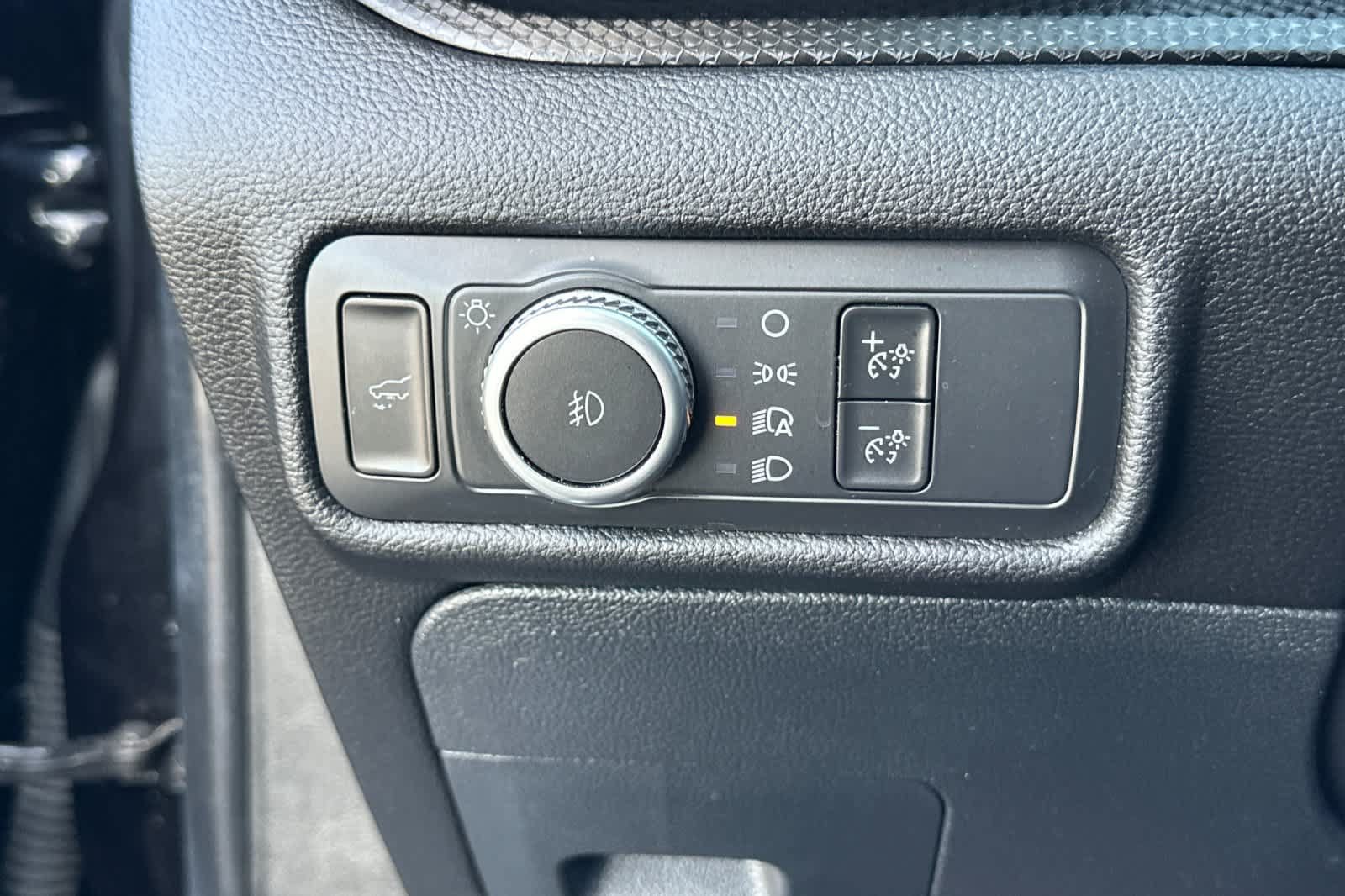 Certified 2022 Ford Explorer ST-Line RWD image 31