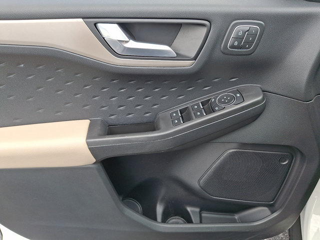 Certified 2020 Ford Escape SEL FWD image 13