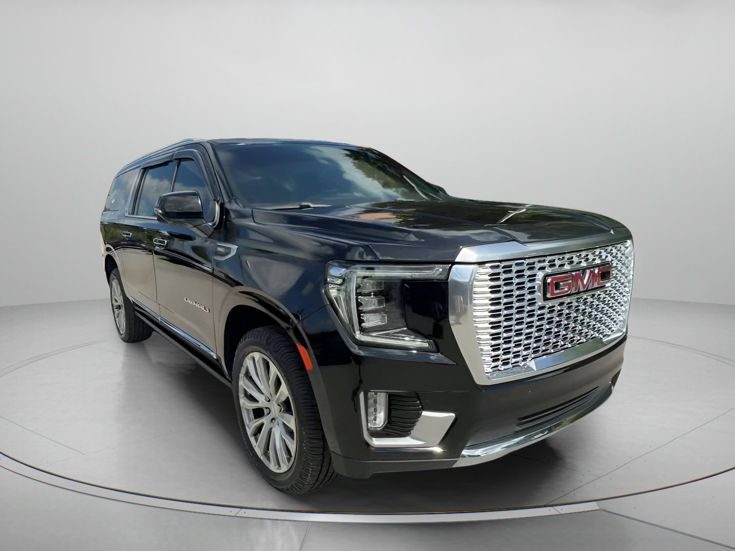 Used 2022 GMC Yukon XL Denali w/ Max Trailering Package RWD image 4