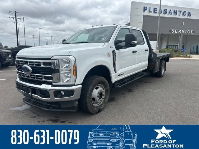 Certified 2025 Ford F350 XLT image 1