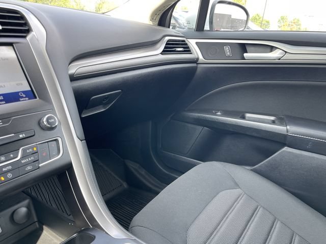 Certified 2020 Ford Fusion SE AWD/4WD image 47