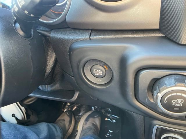 Used 2018 Jeep Wrangler Unlimited Sport S AWD/4WD image 26