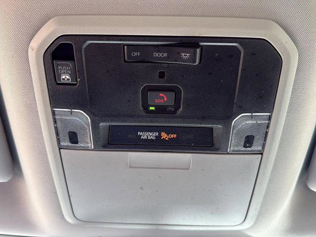 Used 2024 Toyota Tundra Limited AWD/4WD image 21