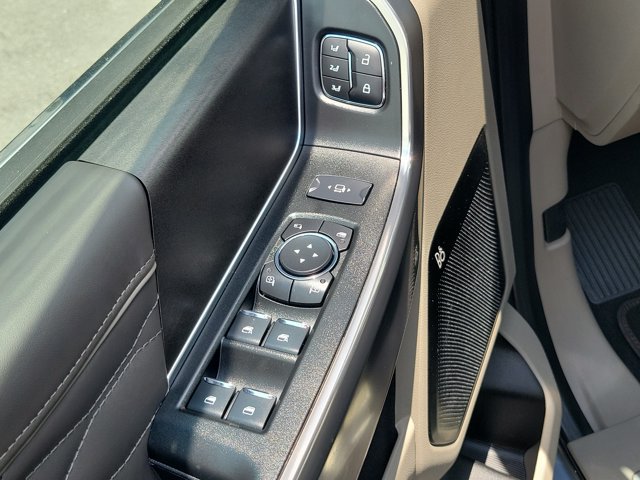 Certified 2025 Ford F350 Platinum w/ Platinum Plus Package AWD/4WD image 22