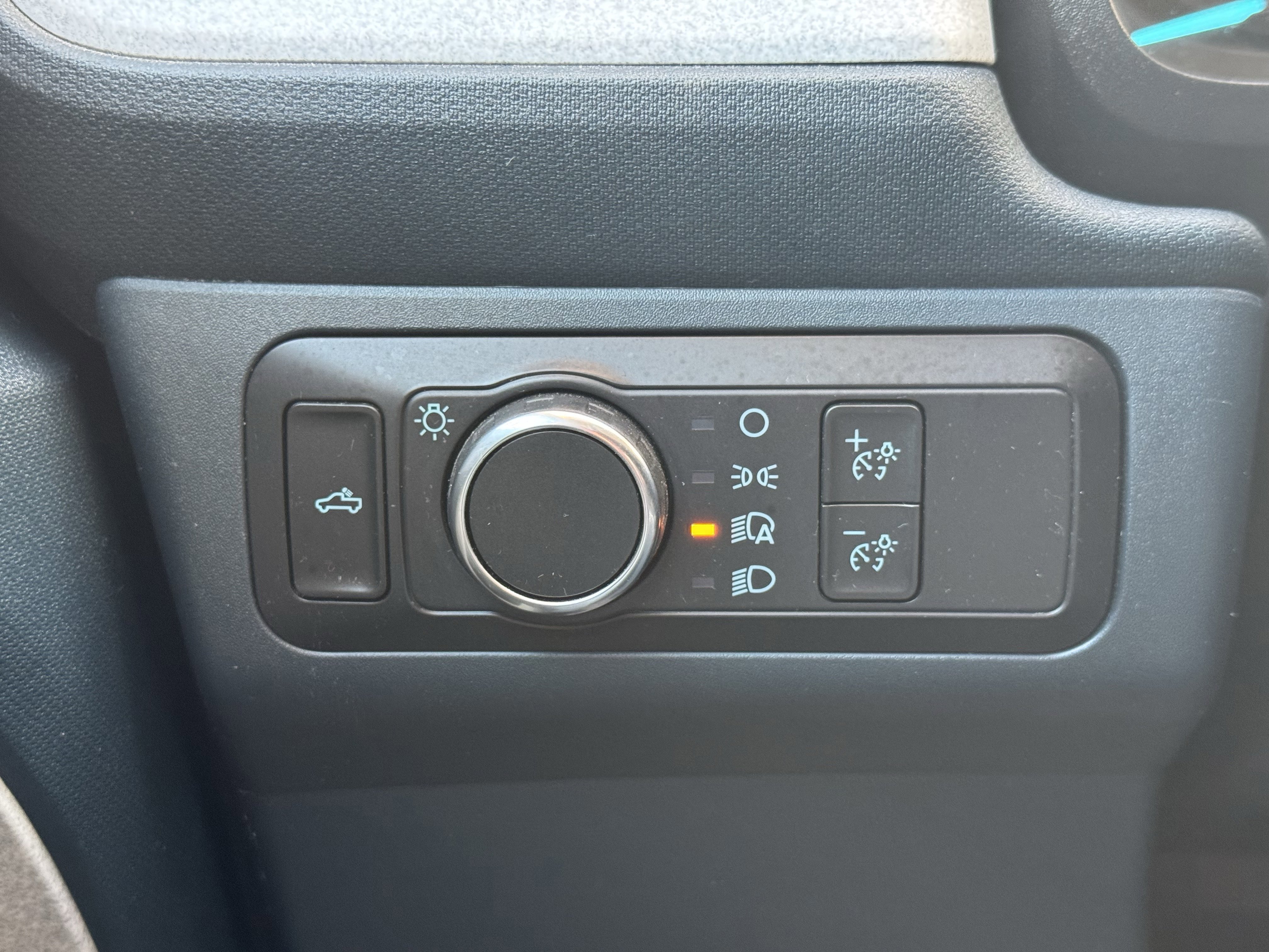 Certified 2022 Ford Maverick XLT image 18