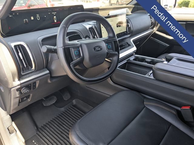 Certified 2025 Ford Expedition Tremor AWD/4WD image 27