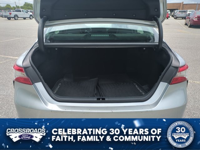 Used 2019 Toyota Camry SE FWD image 29