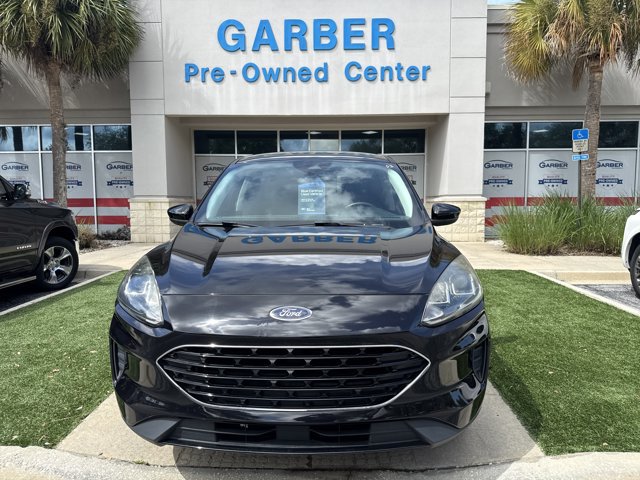 Certified 2021 Ford Escape SE w/ SE Sport Appearance Package FWD image 8