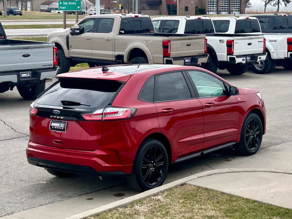 Certified 2023 Ford Edge ST-Line image 3