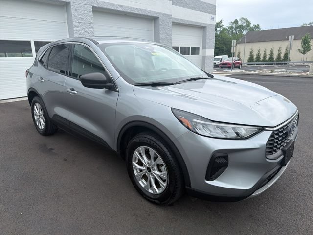 Certified 2024 Ford Escape Active AWD/4WD image 8