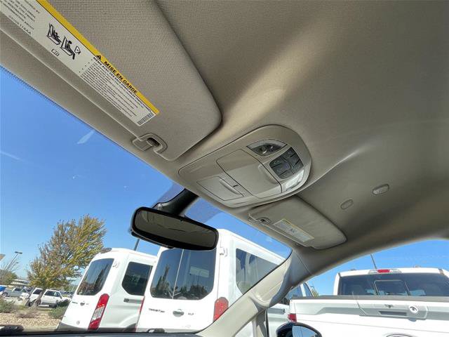 Used 2024 Chrysler Pacifica Touring-L FWD image 22