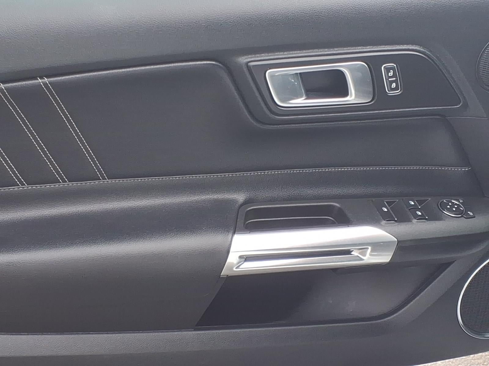 Certified 2018 Ford Mustang Premium RWD image 15