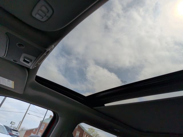 Certified 2019 Ford F150 Lariat w/ Equipment Group 502A Luxury image 31