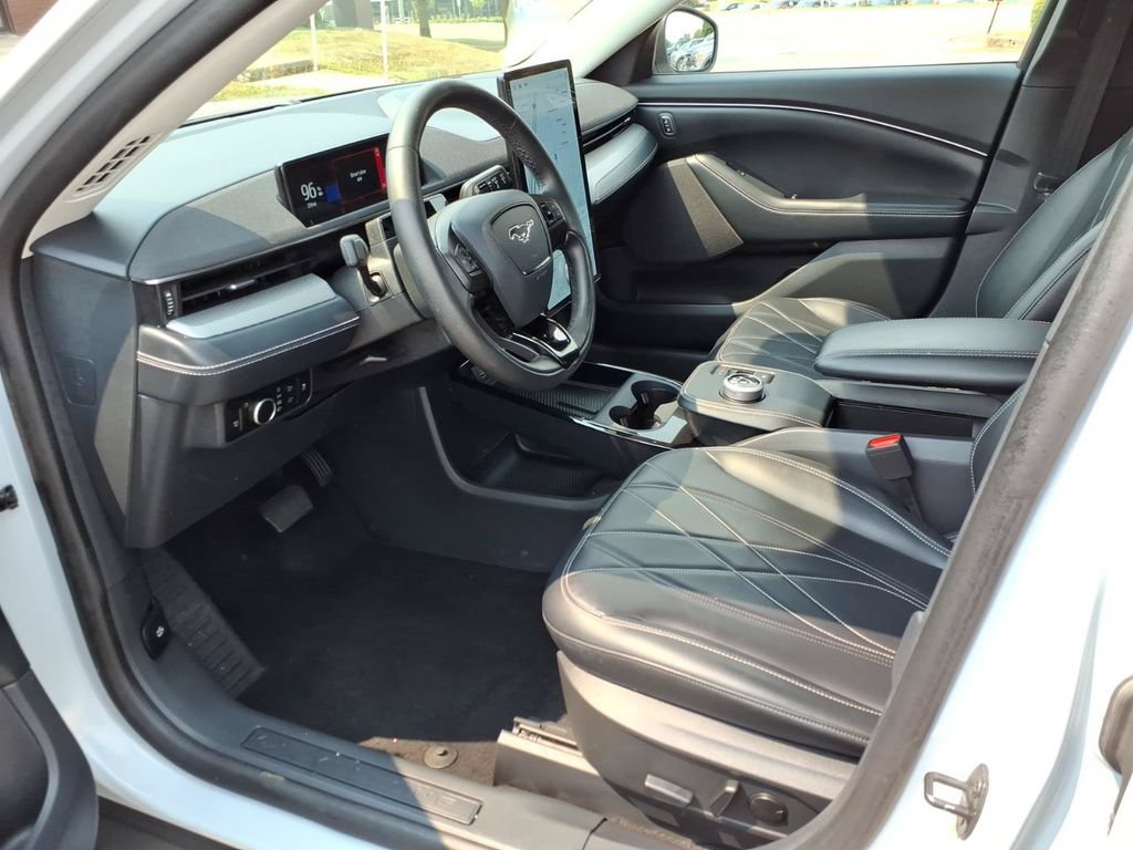 Certified 2023 Ford Mustang Mach-E Select AWD/4WD image 10