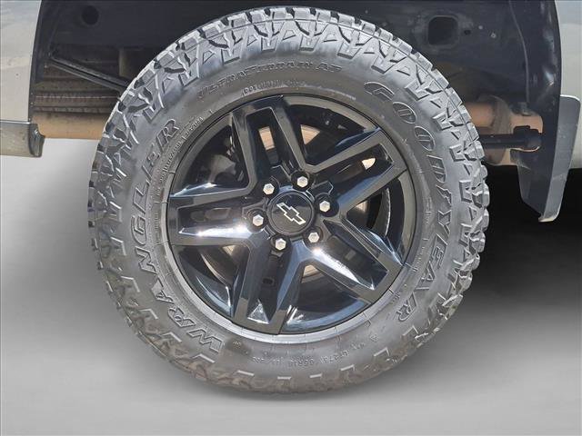 Used 2021 Chevrolet Silverado 1500 Custom Trail Boss w/ LPO, Dark Essentials Package AWD/4WD image 22