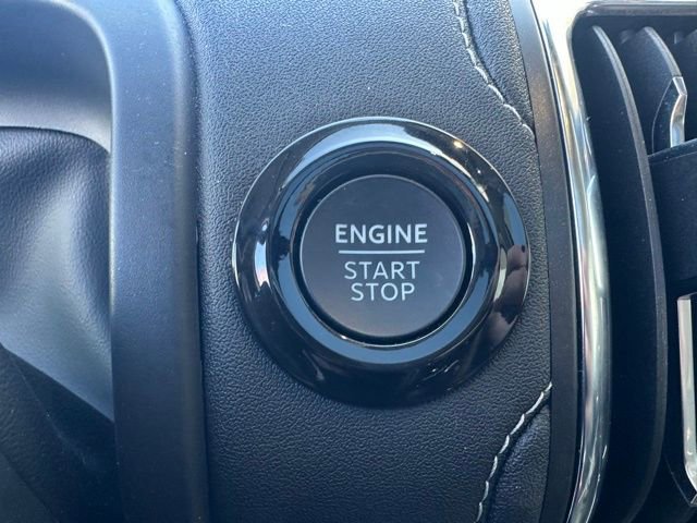 Certified 2025 Ford Expedition Platinum image 31