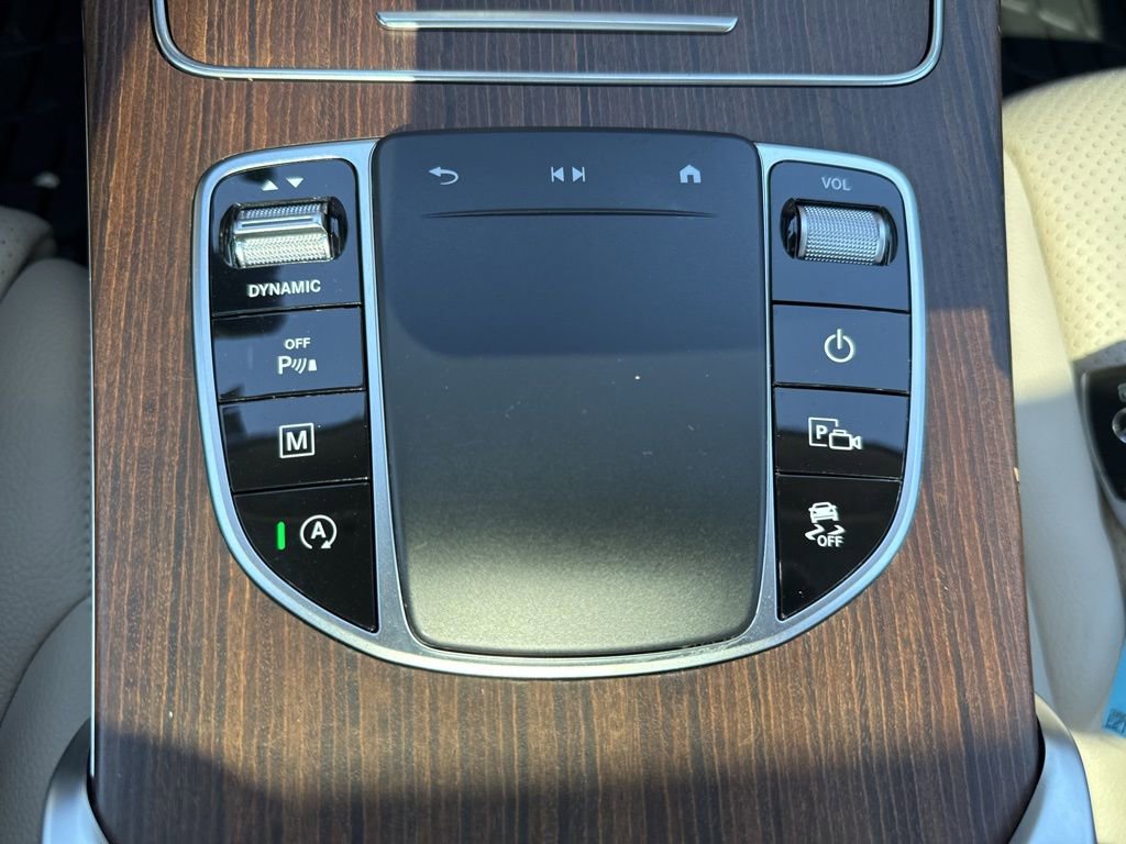 Used 2021 Mercedes-Benz GLC 300 4MATIC image 30