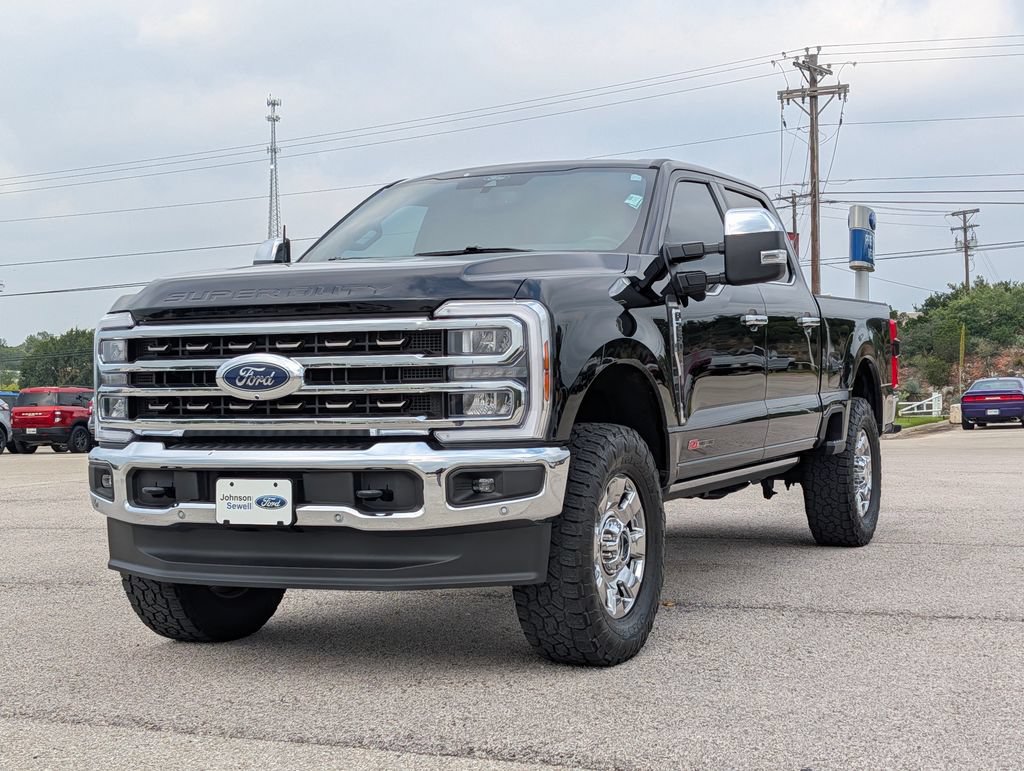 Certified 2025 Ford F250 King Ranch w/ Chrome Package AWD/4WD image 4