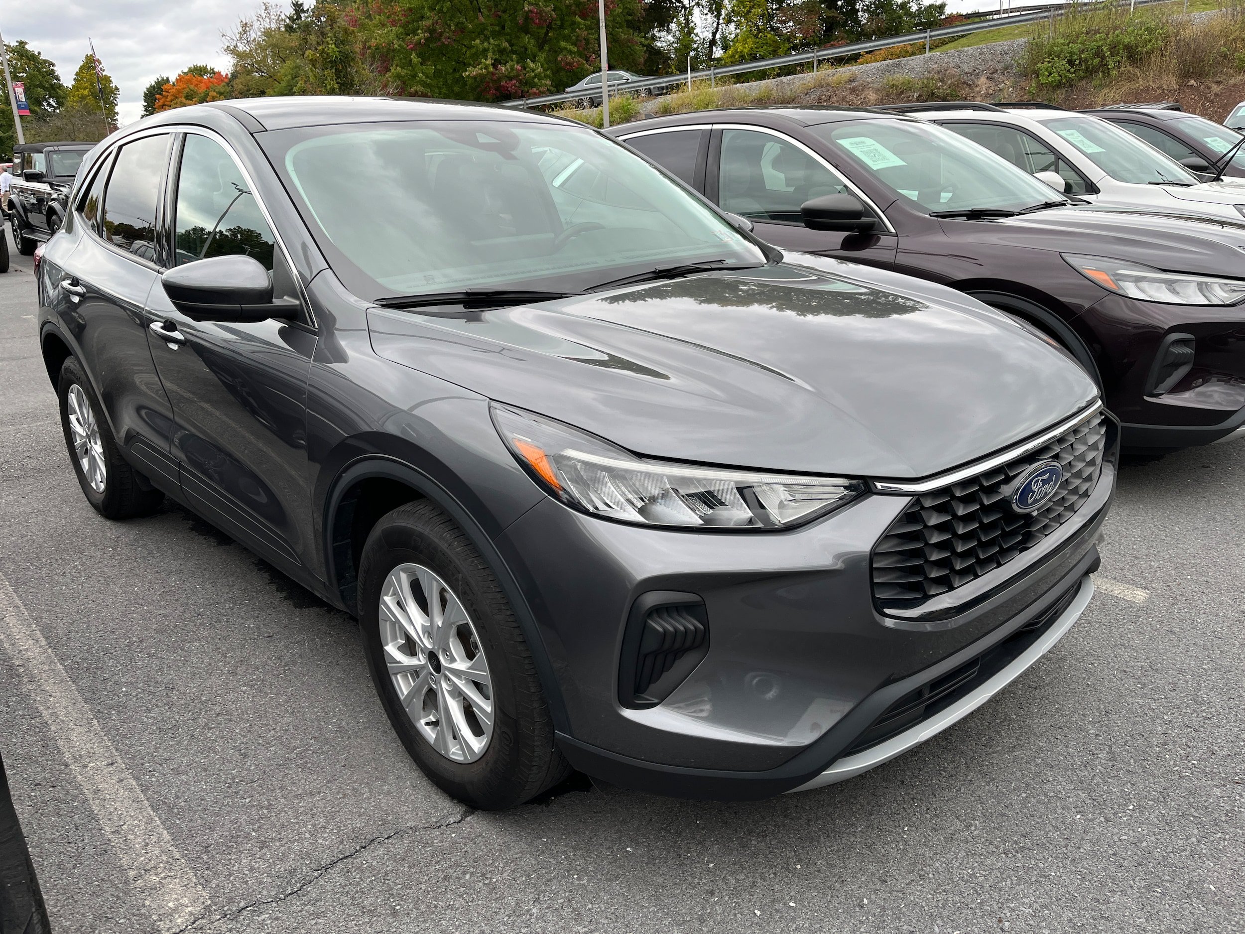 Certified 2023 Ford Escape Active w/ Tech Pack #2 AWD/4WD image 3