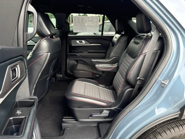 Certified 2025 Ford Explorer ST-Line w/ Premium Package RWD image 26