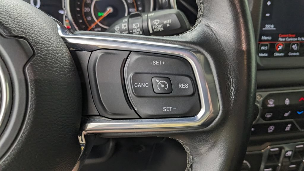Used 2021 Jeep Wrangler Unlimited Sahara AWD/4WD image 33