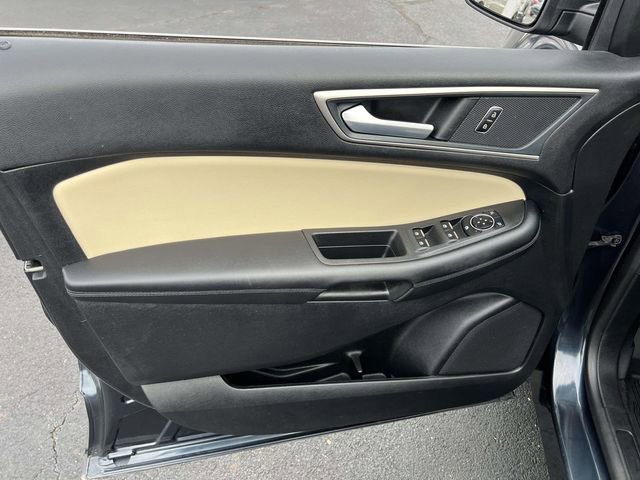 Certified 2024 Ford Edge SEL w/ Convenience Package AWD/4WD image 12