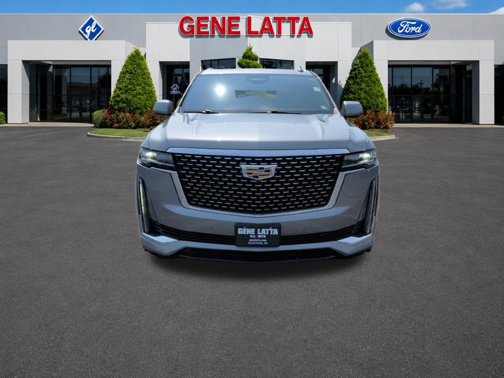 Used 2023 Cadillac Escalade Premium Luxury w/ Performance Package AWD/4WD image 11