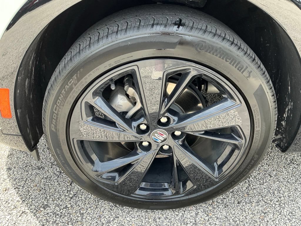 Used 2024 Buick Envision Sport Touring AWD/4WD image 24