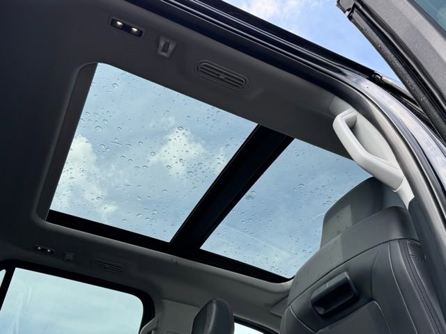 Certified 2025 Ford Expedition Active AWD/4WD image 24
