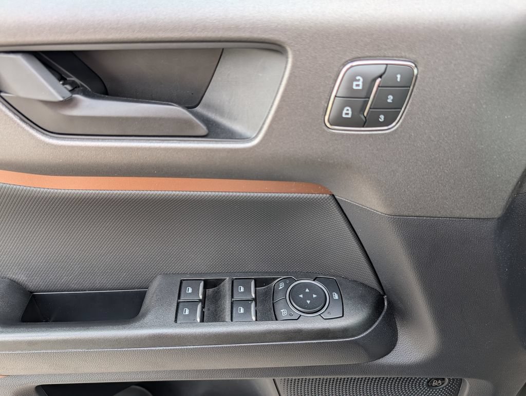 Certified 2025 Ford Bronco Sport Outer Banks w/ Outer Banks Tech Package+ AWD/4WD image 22