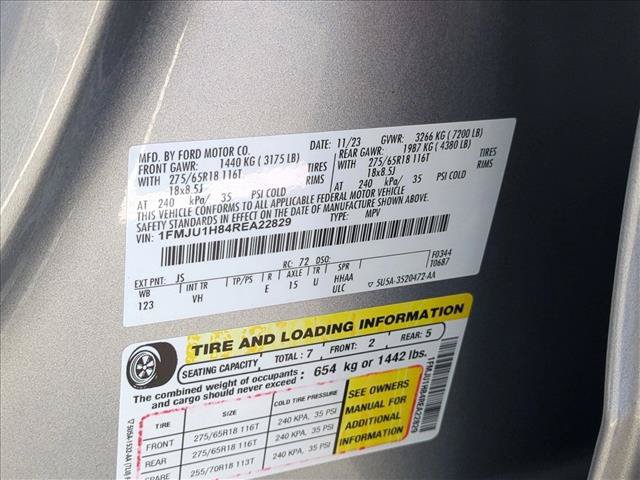 Certified 2024 Ford Expedition XLT RWD image 26