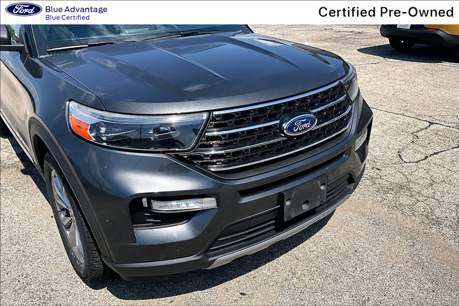 Certified 2020 Ford Explorer XLT w/ Equipment Group 202A AWD/4WD image 4