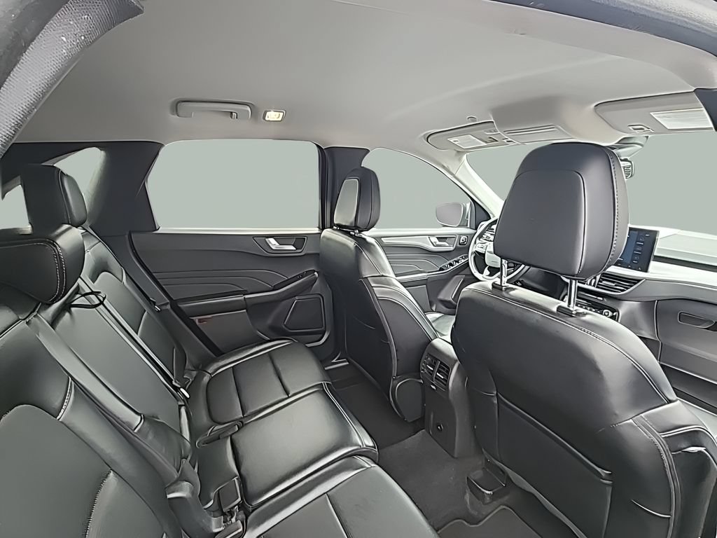 Certified 2024 Ford Escape Platinum AWD/4WD image 15