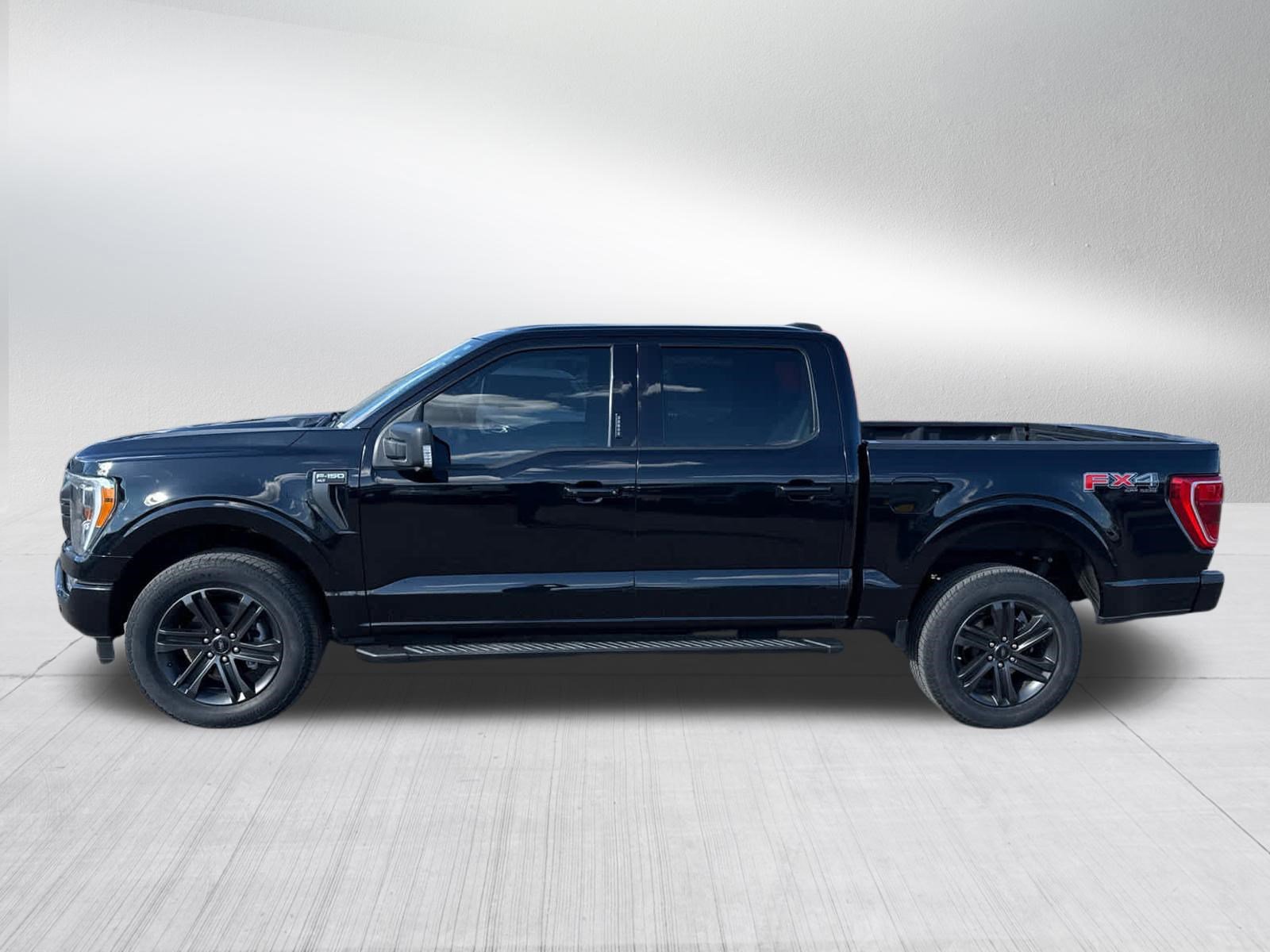 Certified 2021 Ford F150 XLT w/ Equipment Group 302A High AWD/4WD image 4
