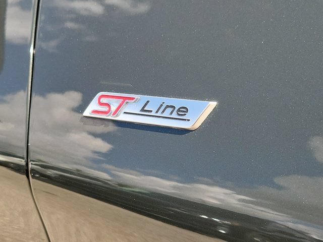 Certified 2022 Ford Explorer ST-Line w/ Class IV Trailer Tow Package RWD image 11