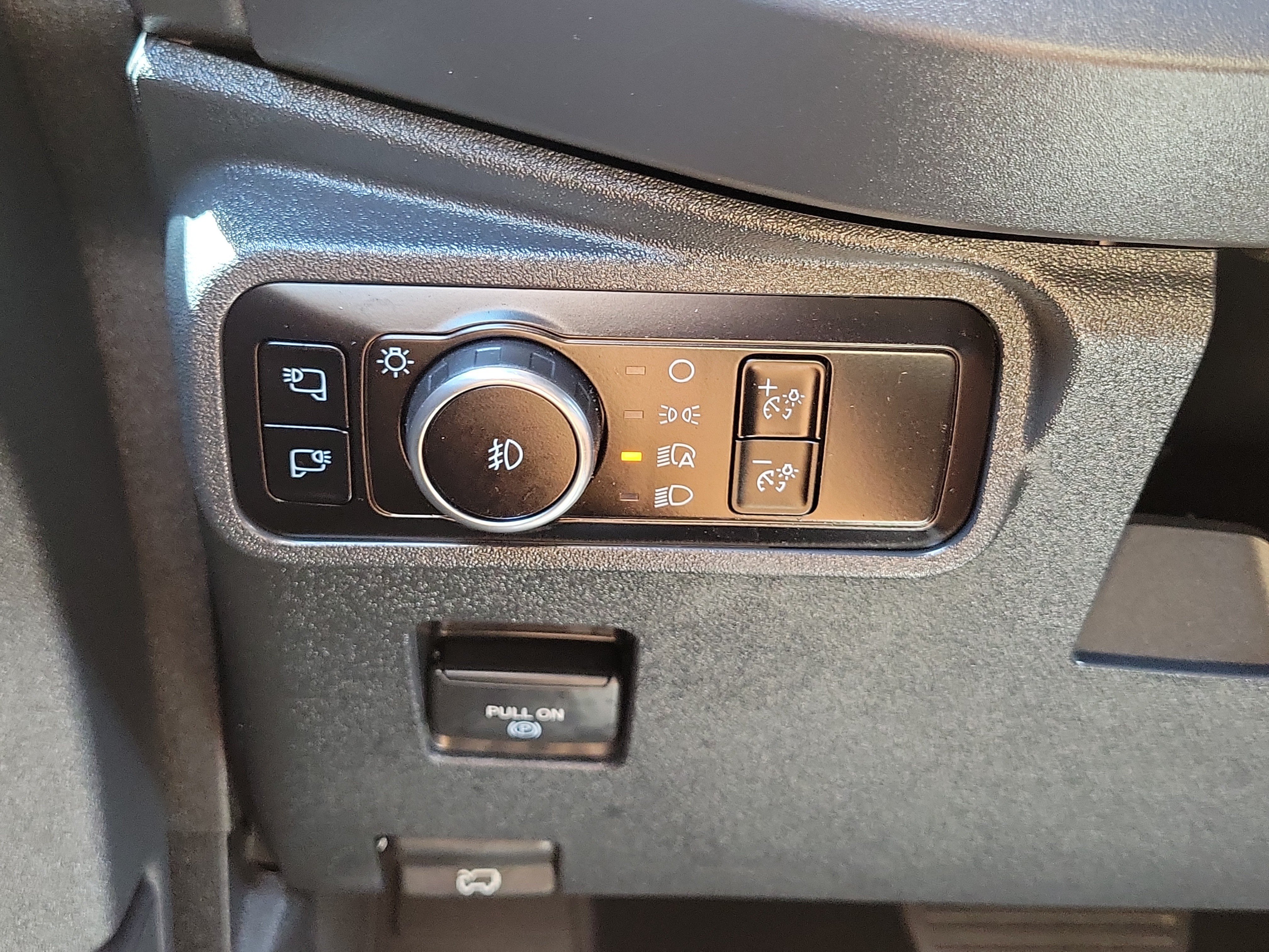 Certified 2025 Ford Bronco Badlands AWD/4WD image 28