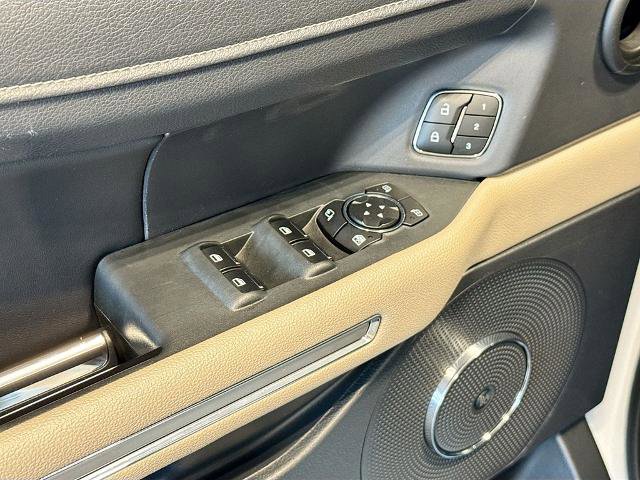 Certified 2024 Ford Expedition Limited AWD/4WD image 16