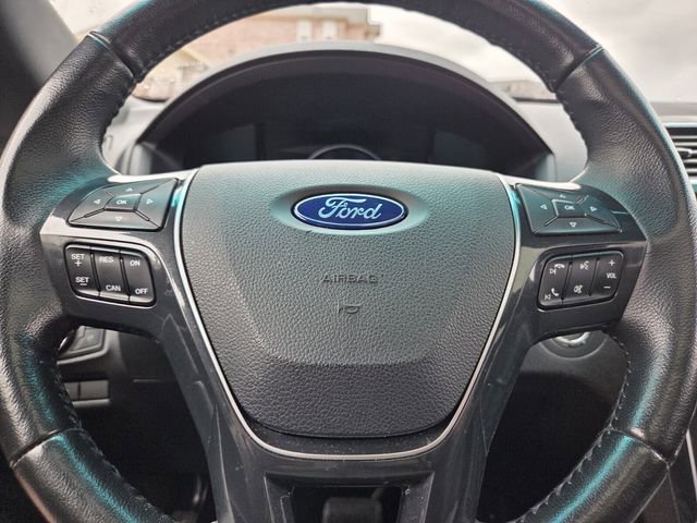 Certified 2017 Ford Explorer Limited w/ Equipment Group 301A FWD image 26