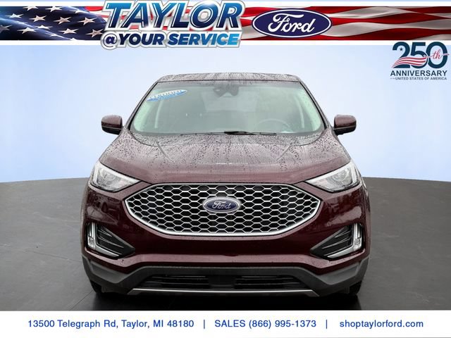 Certified 2024 Ford Edge SEL w/ Convenience Package AWD/4WD image 2