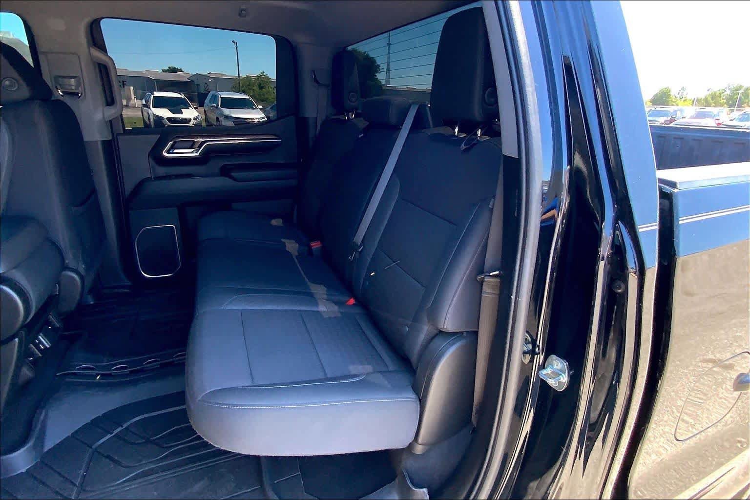 Used 2023 Chevrolet Silverado 1500 LT w/ Protection Package AWD/4WD image 20