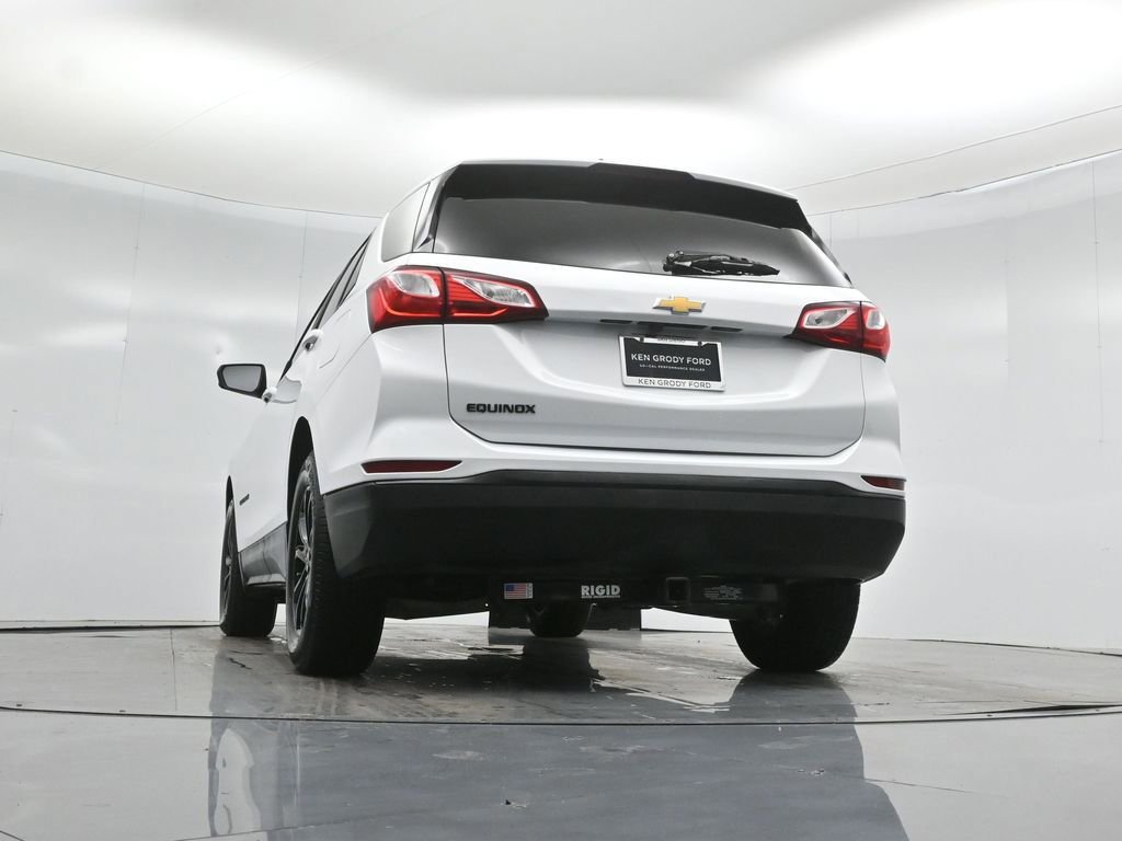 Used 2021 Chevrolet Equinox LS w/ LS Convenience Package image 18