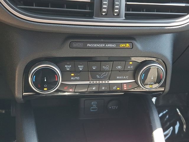 Certified 2022 Ford Escape SE w/ SE Sport Appearance Package FWD image 15